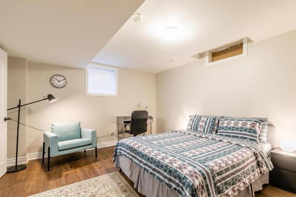 Spacious Basement 密西沙加 外观 照片